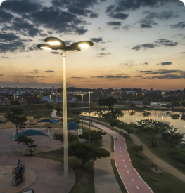 Poste Iluminação Pública